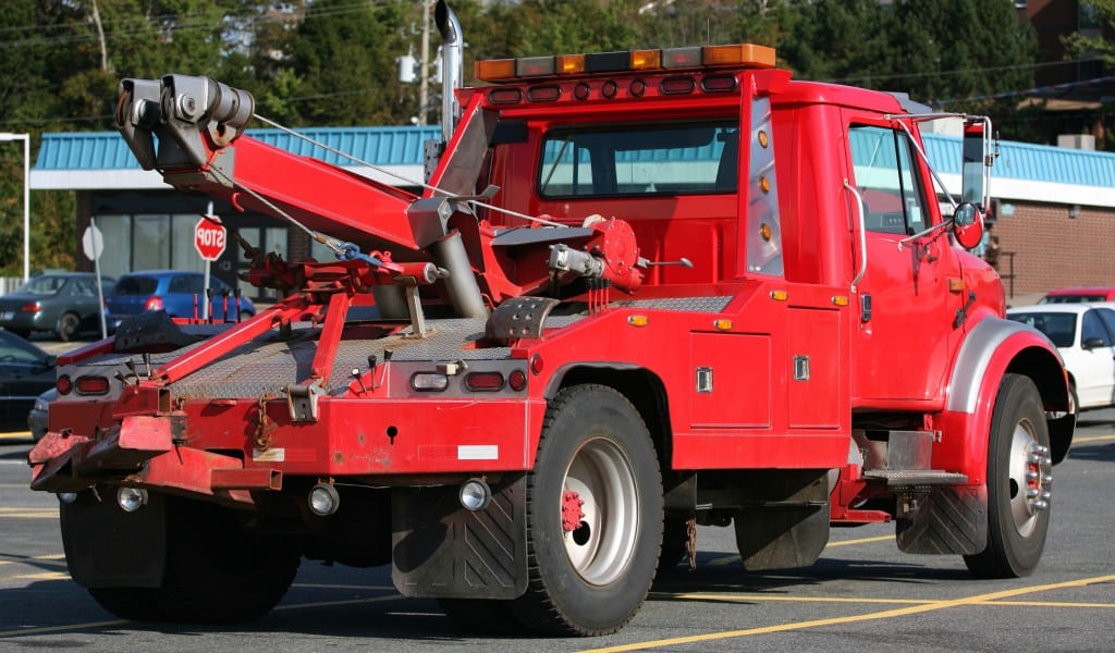 Benefits of Cheap Tow Truck Toronto Cheap Towing